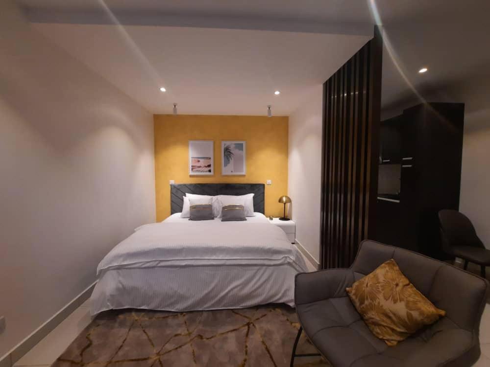 The Lennox Suites By Cozy Accra Ngoại thất bức ảnh