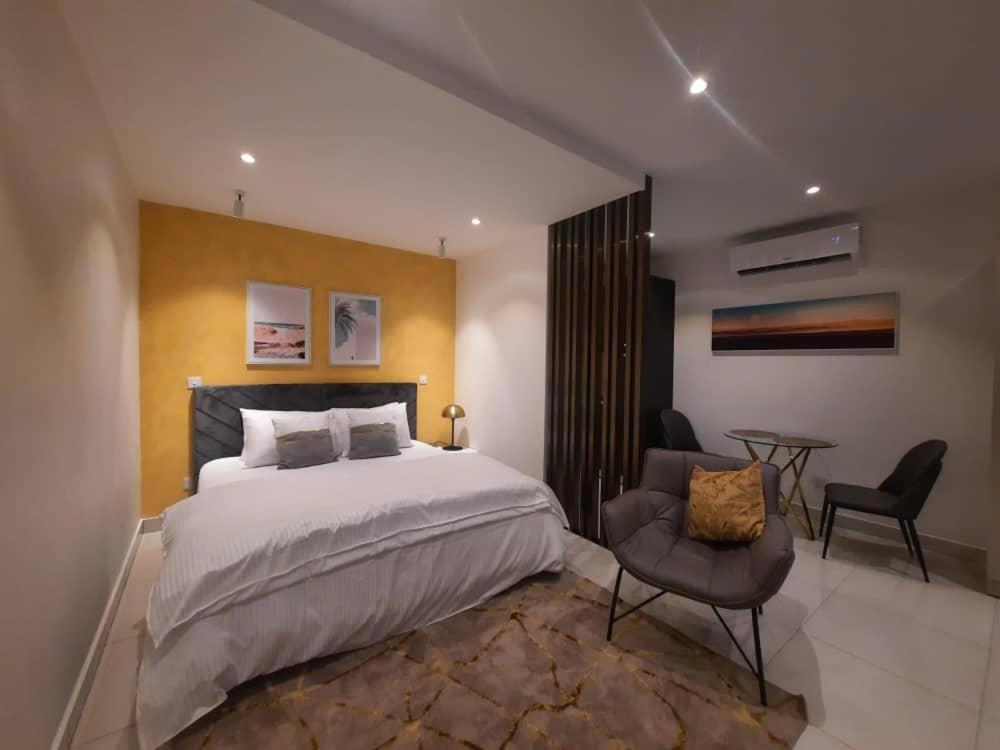 The Lennox Suites By Cozy Accra Ngoại thất bức ảnh